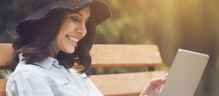 أفضل تطبيق لقراءة الكتب العربية مجانًا